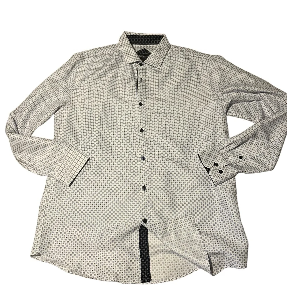 Alex Vando Microfiber Wrinke Free Button Down Shirts Large Set of Three EUC - Picture 6 of 9